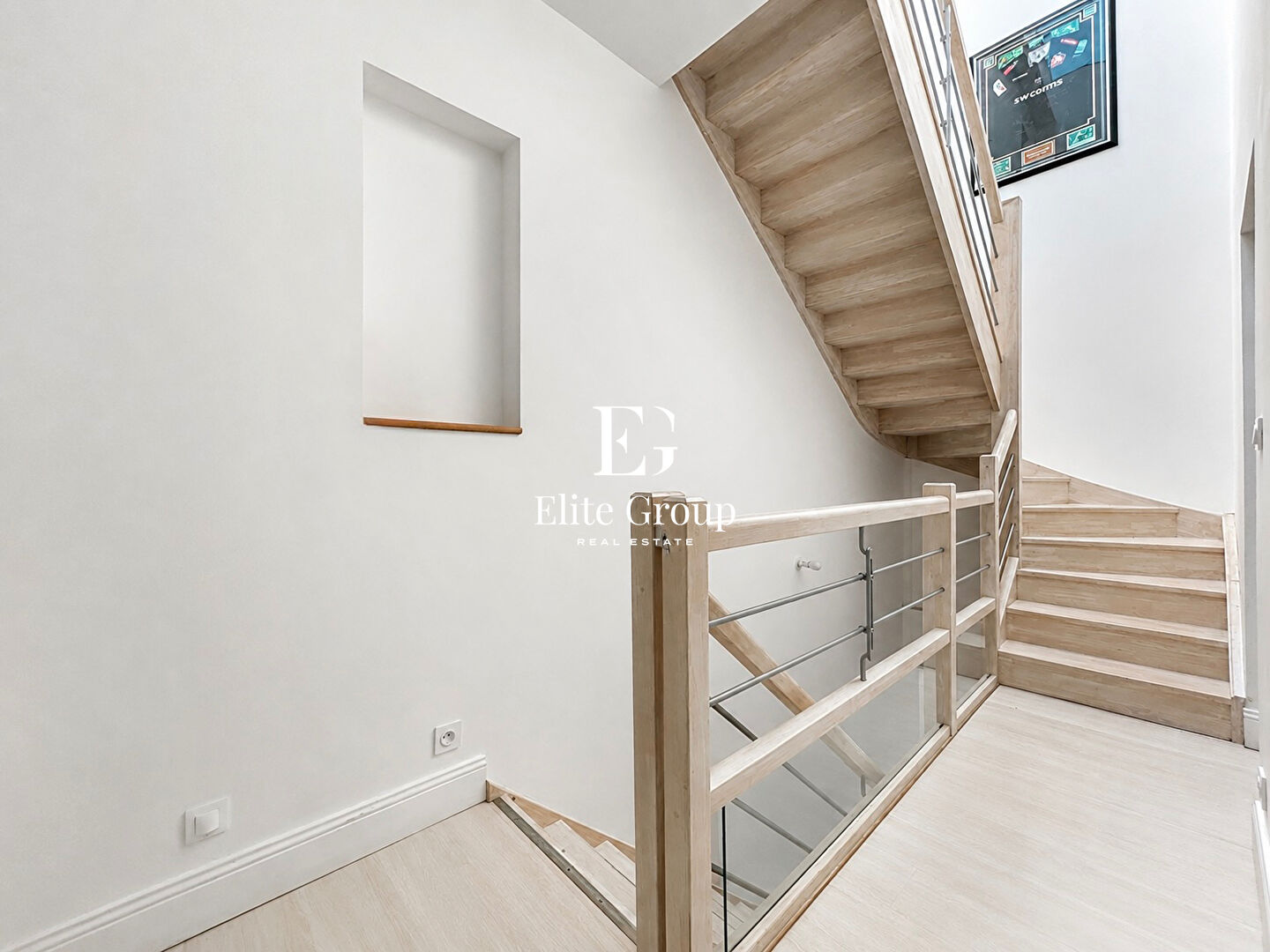 Élégant appartement esprit maison de ville avec terrasse sur les toits