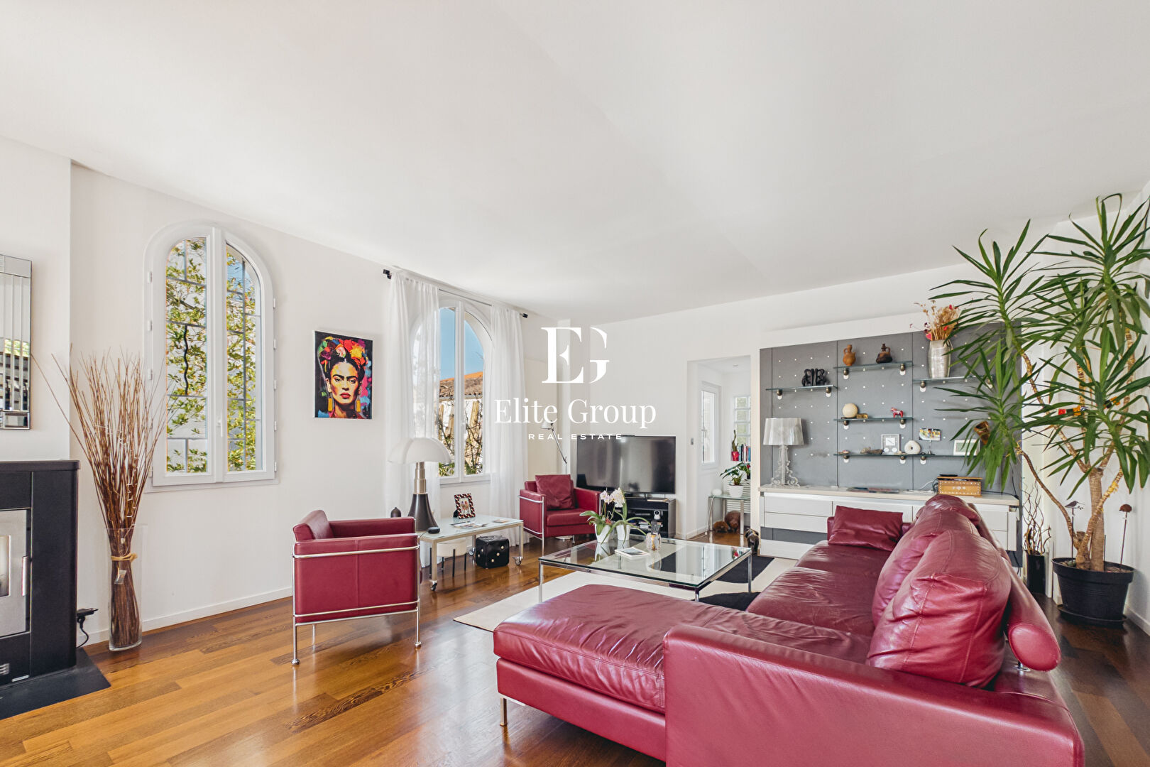 MAGNIFIQUE MAISON DES ANNES 50 A ROYAN - 218 M2 - 6 PIÈCES