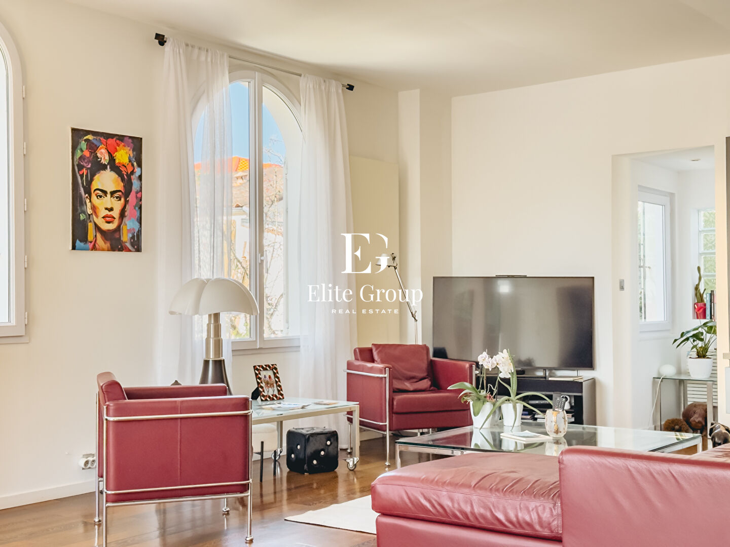 MAGNIFIQUE MAISON DES ANNES 50 A ROYAN - 218 M2 - 6 PIÈCES
