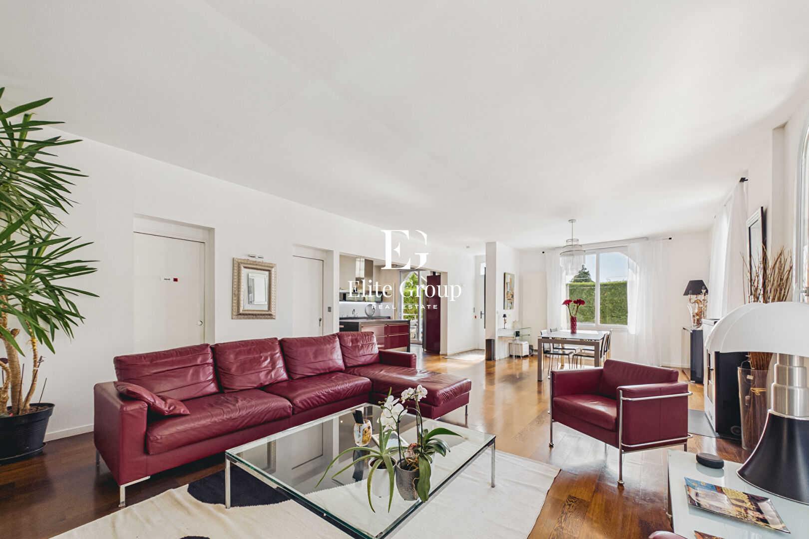 MAGNIFIQUE MAISON DES ANNES 50 A ROYAN - 218 M2 - 6 PIÈCES
