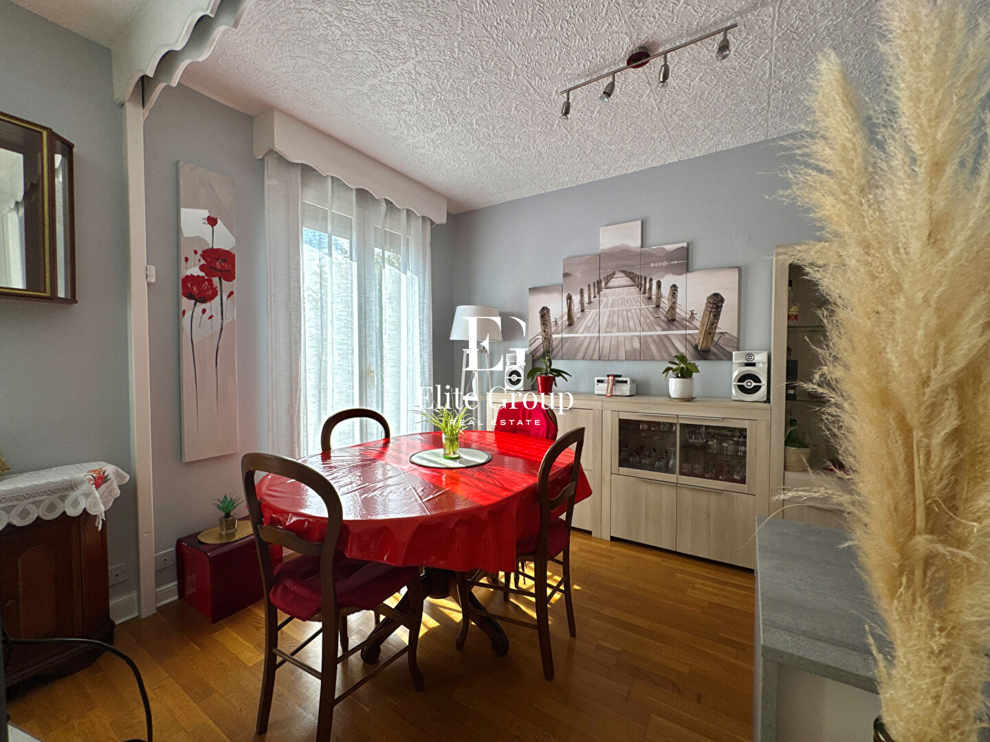 A Vendre Maison - Tonnay Charente - 90 m² - 2 Chambres + 1 Studio - Garage