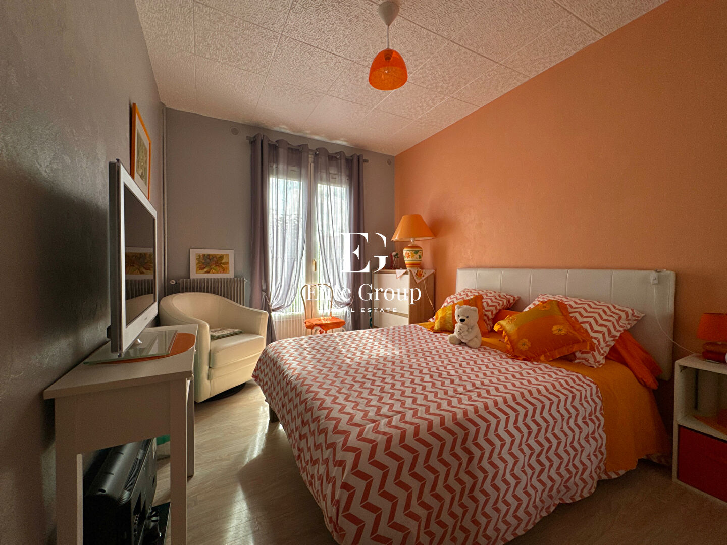 A Vendre Maison - Tonnay Charente - 90 m² - 2 Chambres + 1 Studio - Garage