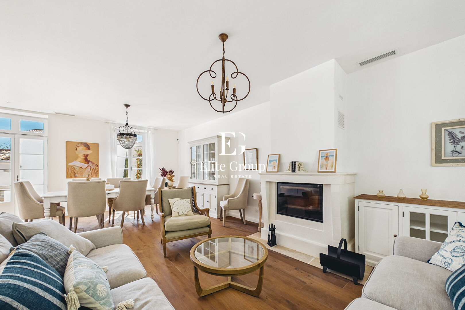À VENDRE DEMEURE DE PRESTIGE À SAINTE-MARIE-DE-RÉ - 305M2