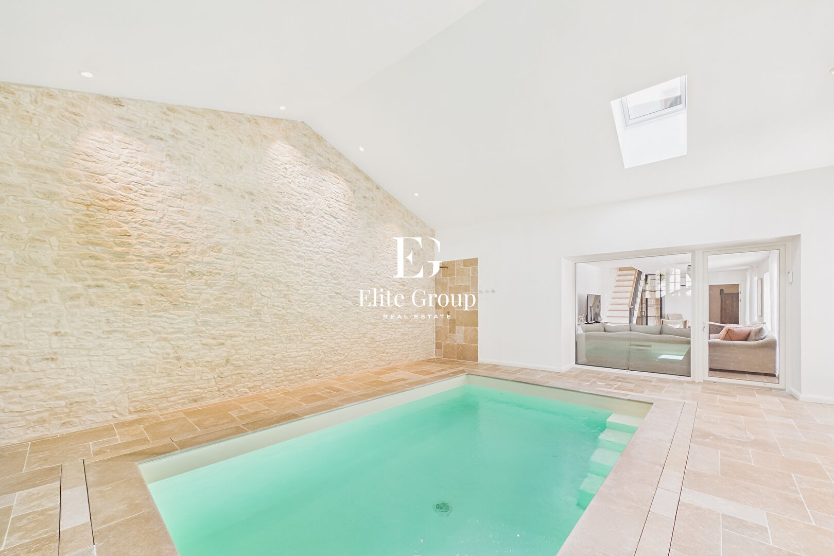 À VENDRE DEMEURE DE PRESTIGE À SAINTE-MARIE-DE-RÉ - 305M2