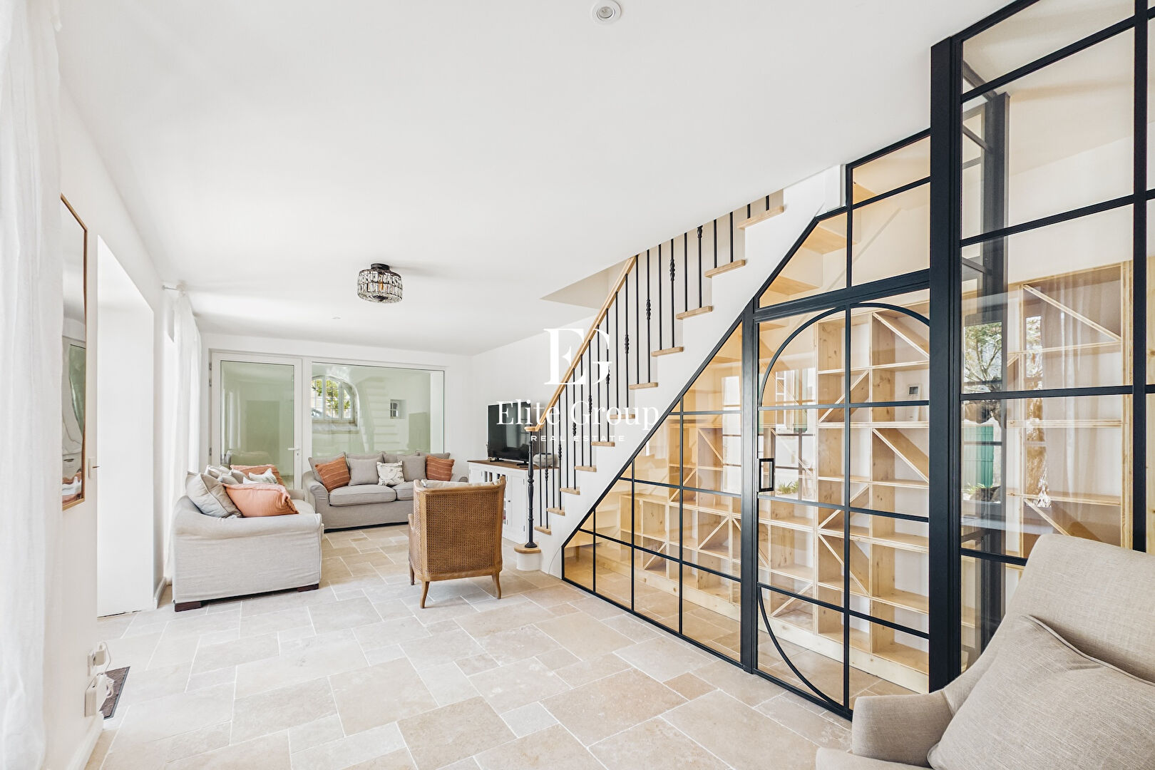 À VENDRE DEMEURE DE PRESTIGE À SAINTE-MARIE-DE-RÉ - 305M2
