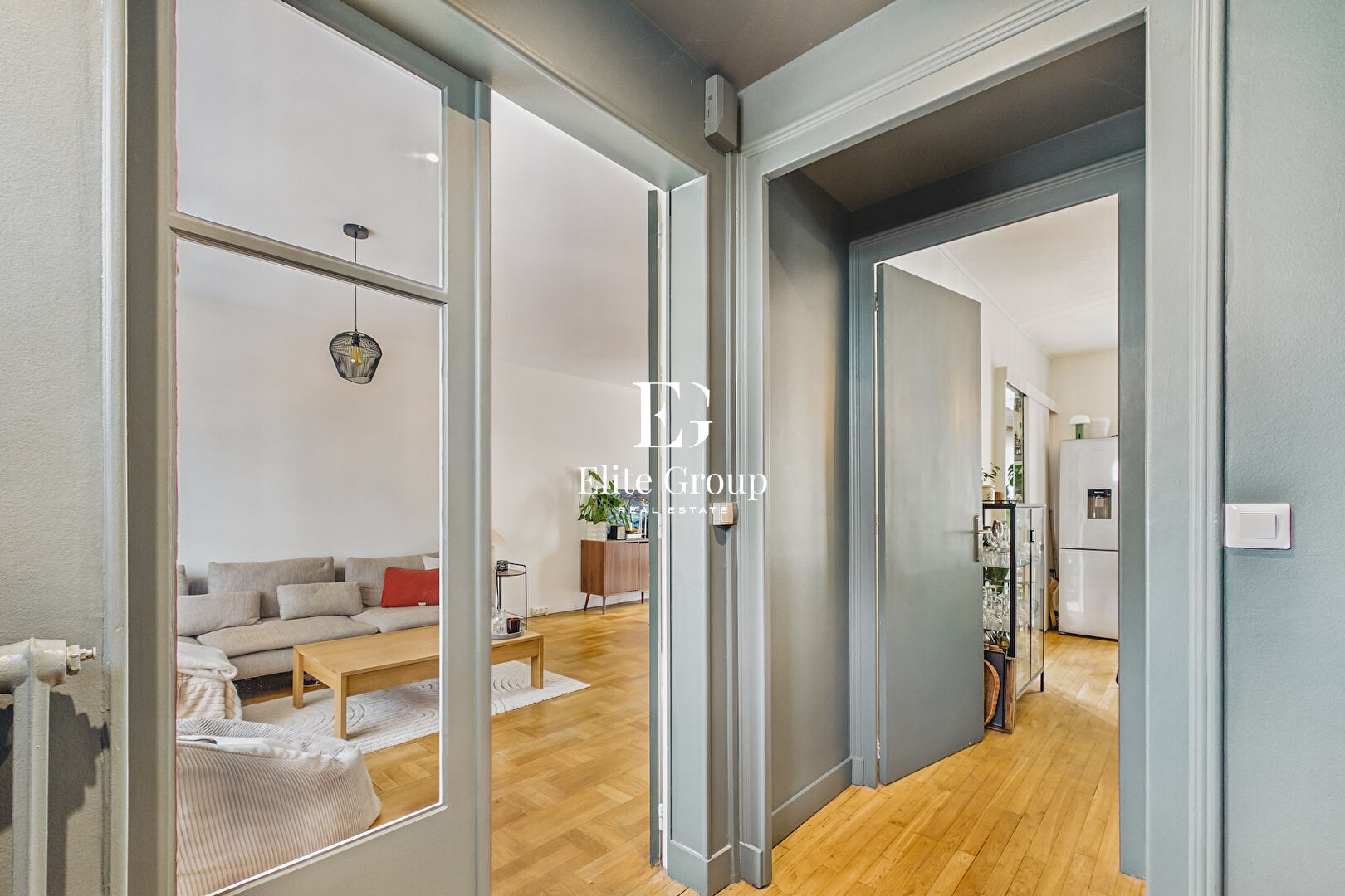 A VENDRE - ELEGANTE MAISON DE VILLE - PROCHE CENTRE-VILLE - 4 PIECES - 98 M2