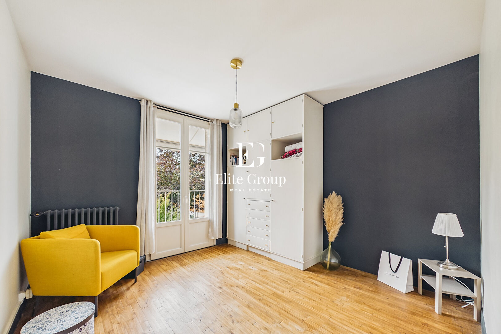 A VENDRE - ELEGANTE MAISON DE VILLE - PROCHE CENTRE-VILLE - 4 PIECES - 98 M2