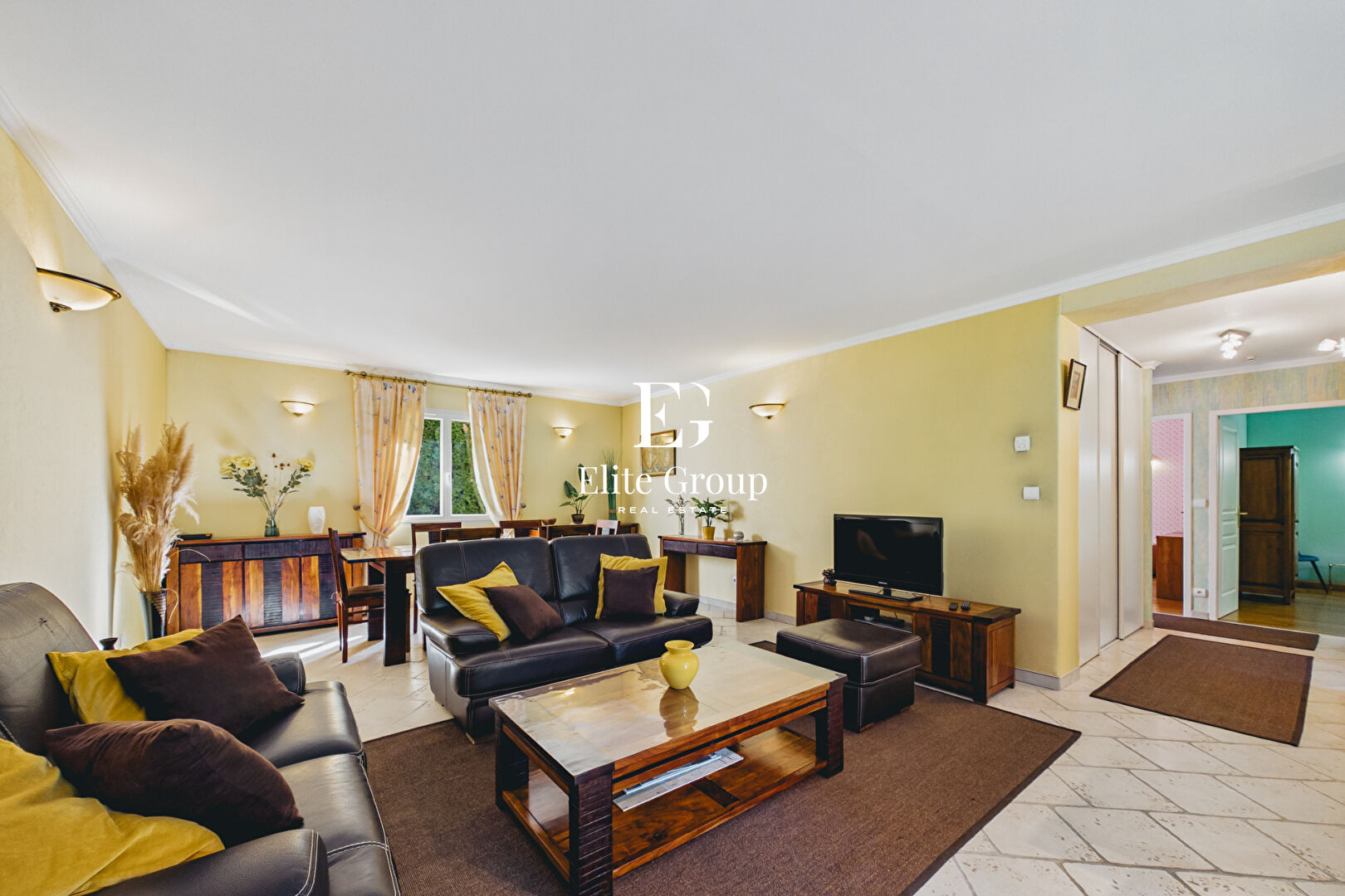 MAISON DE PLAIN-PIED SUR PARC ARBORÉ DE PRÈS DE 5000 M² PROCHE D'ANGOULEME