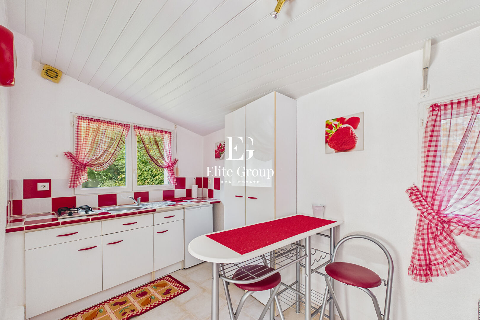 MAISON DE PLAIN-PIED SUR PARC ARBORÉ DE PRÈS DE 5000 M² PROCHE D'ANGOULEME