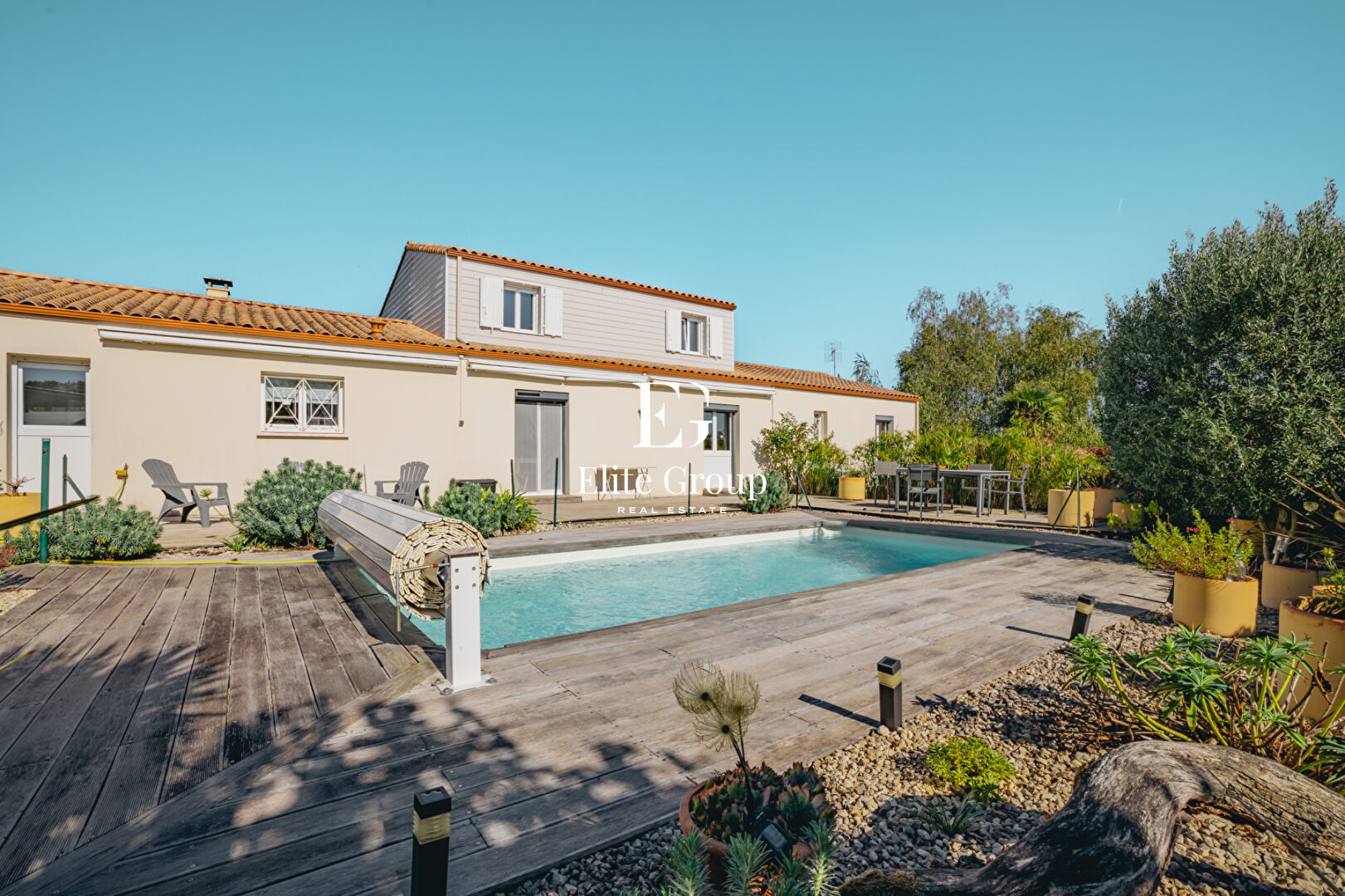 A Vendre Maison - Rochefort - 7 Chambres - 187 m²