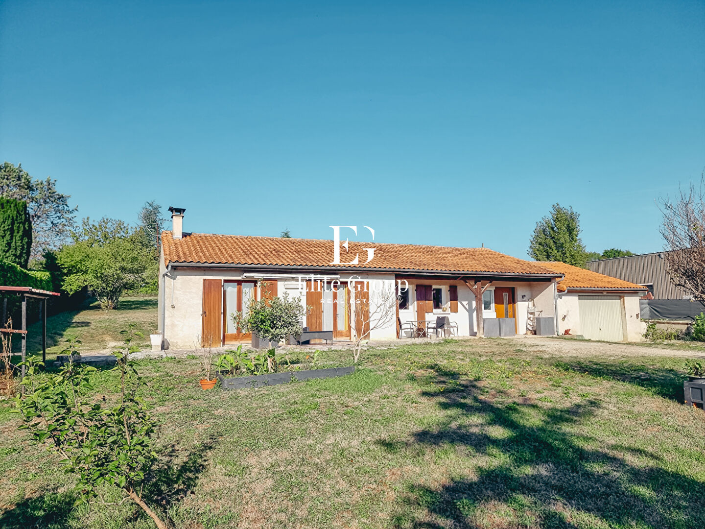 À VENDRE MAISON DE PLAIN-PIED SAINT AMANT DE BOIXE- 6 PIÈCES -121 M²