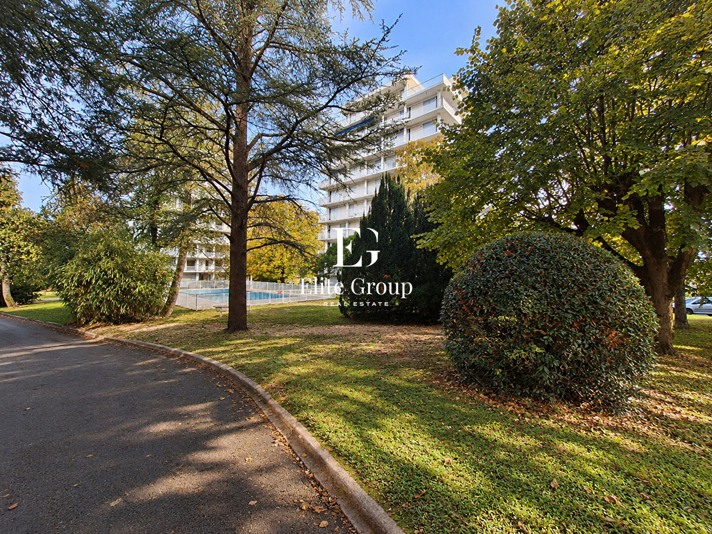 A vendre appartement 2 pièces Angoulême dans résidence sécurisée avec piscine et parking