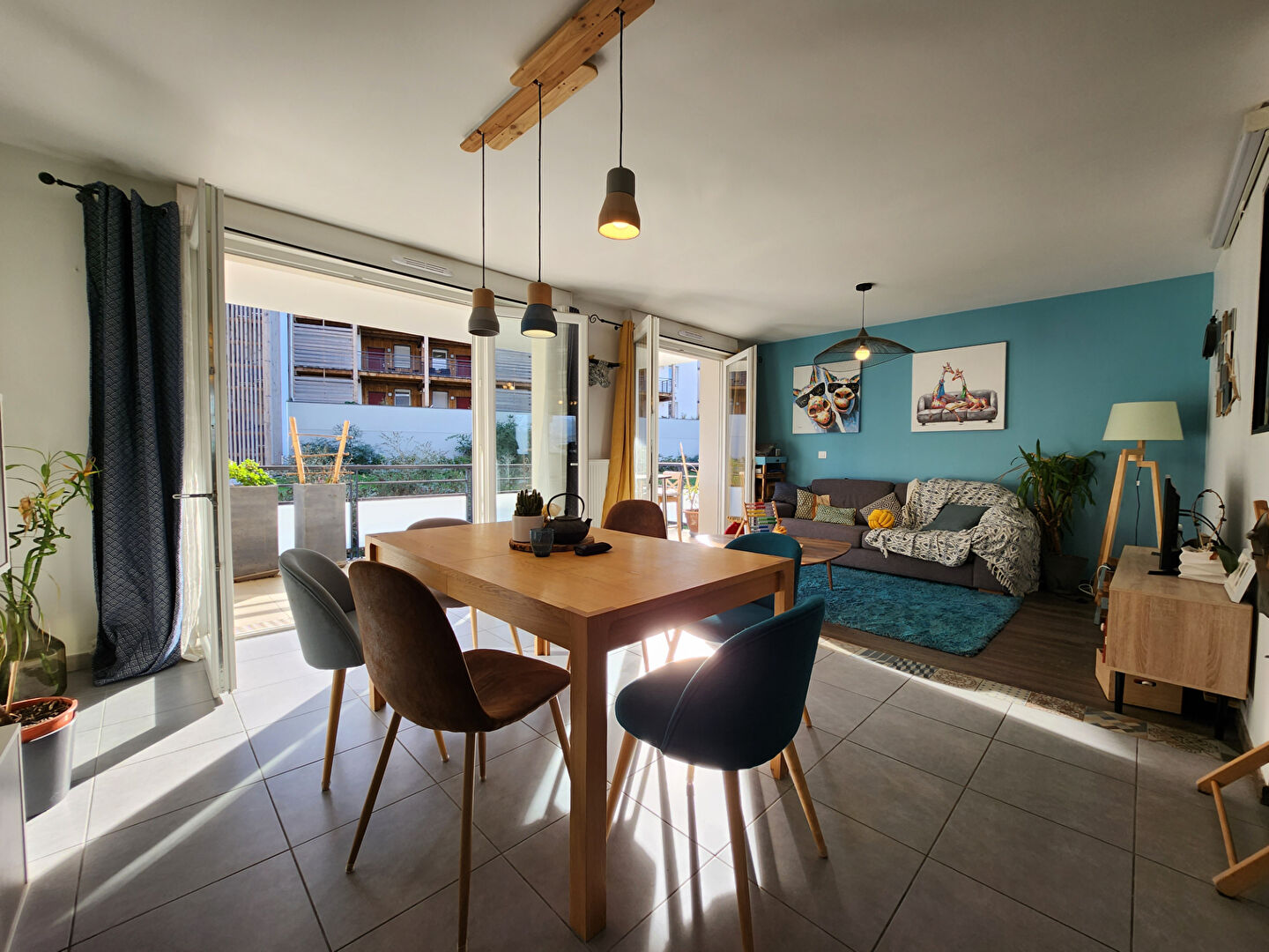 Appartement T3 traversant avec terrasses - Jacob-Bellecombette