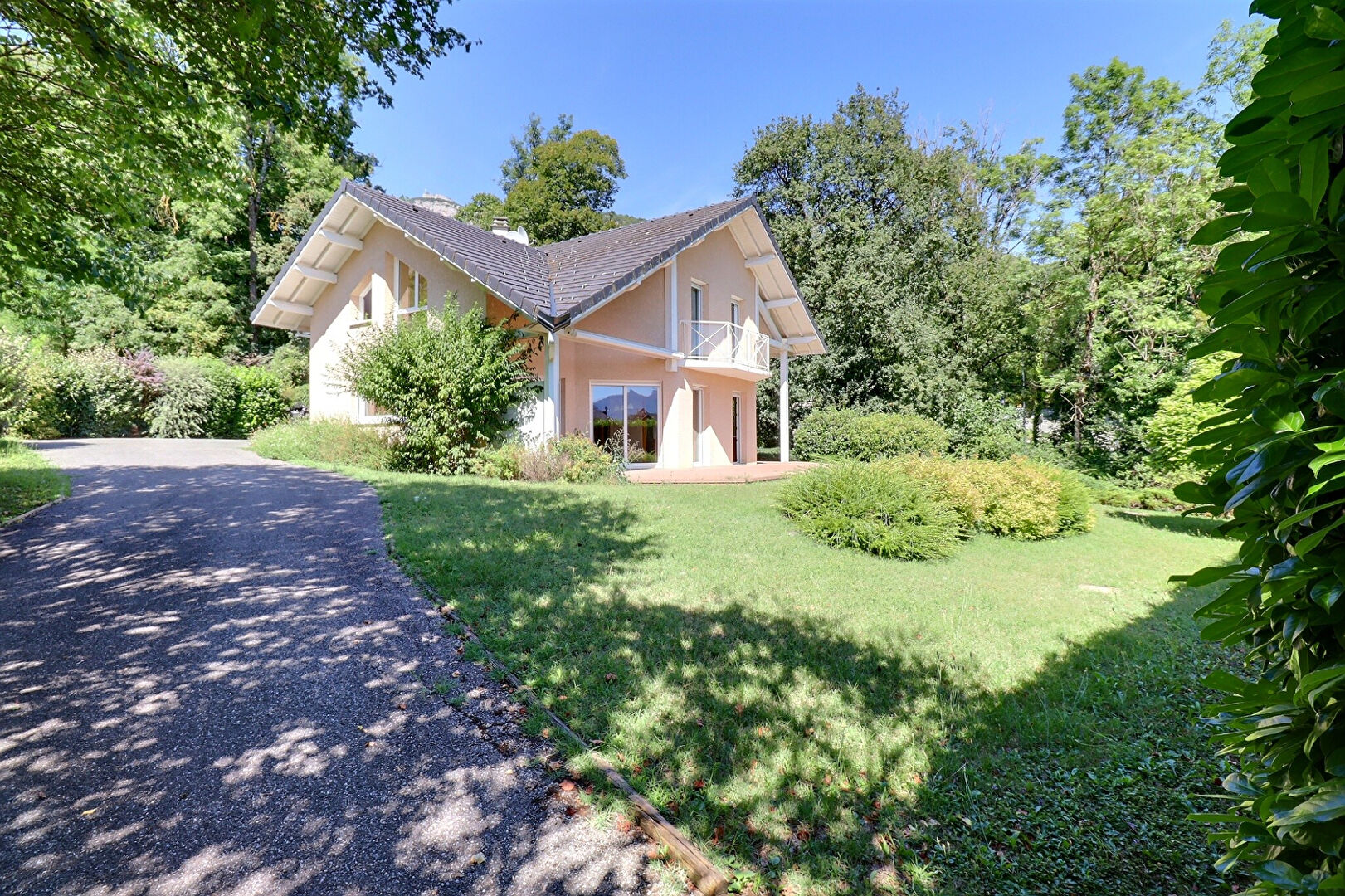 Maison T5 - Saint Alban Leysse 159 m2