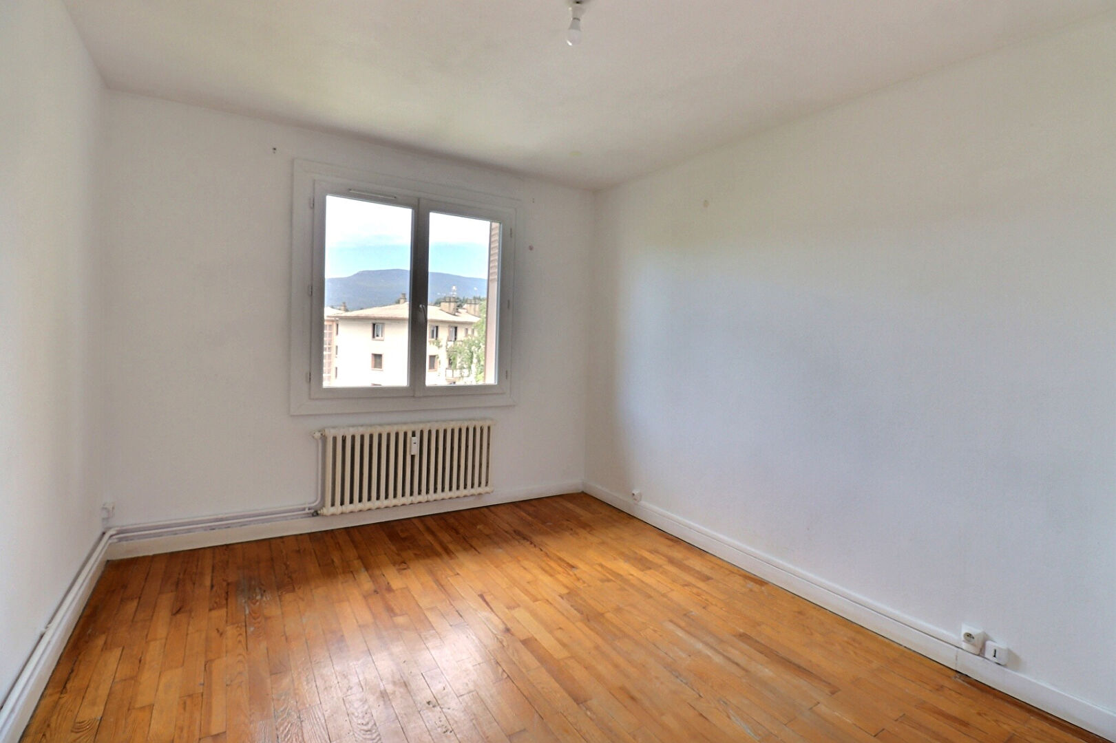 Appartement 3 pièces de 62.59 m² à Chambery (73000) - référence 139