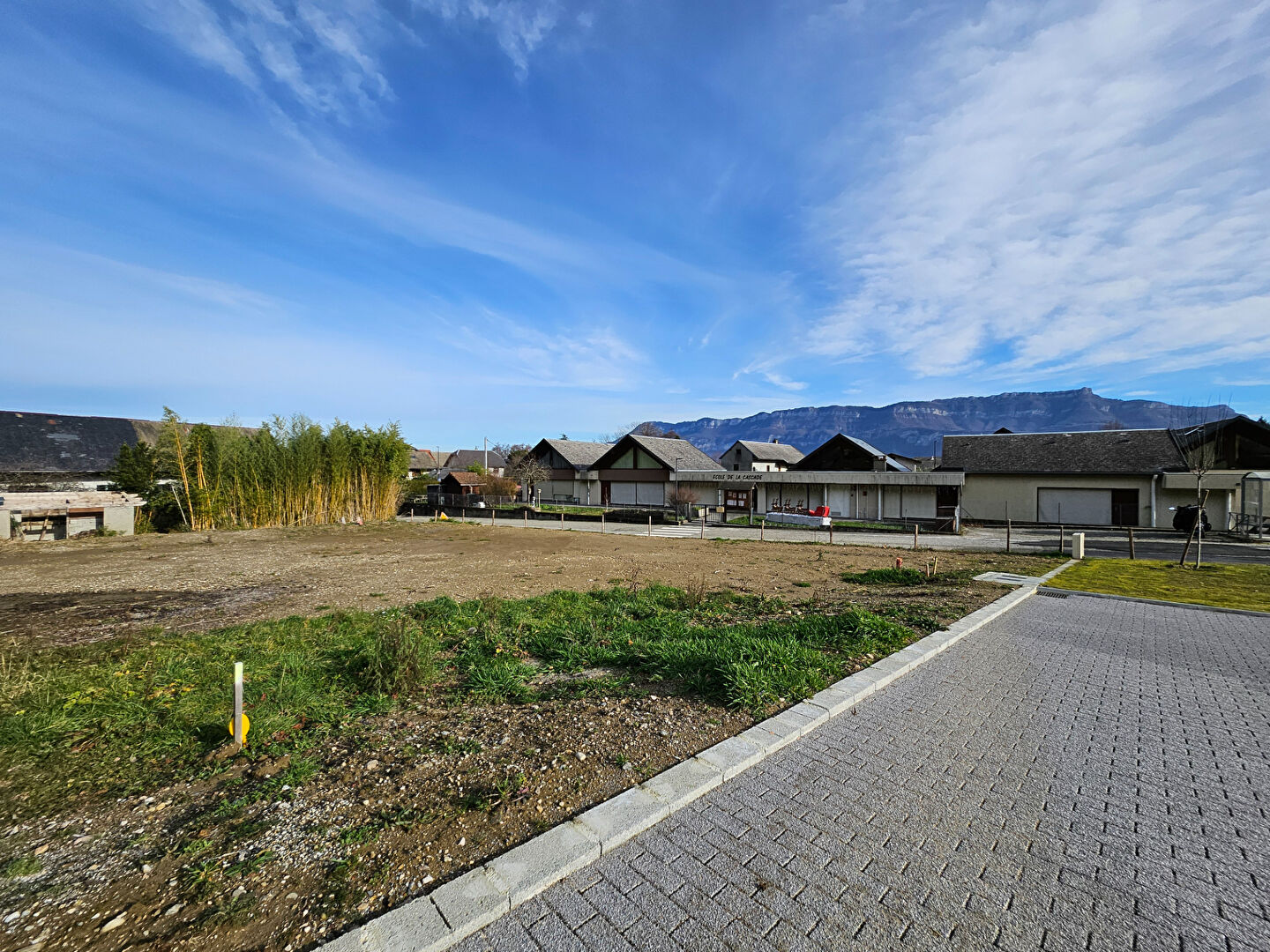 Terrain à bâtir viabilisé - 547 m2