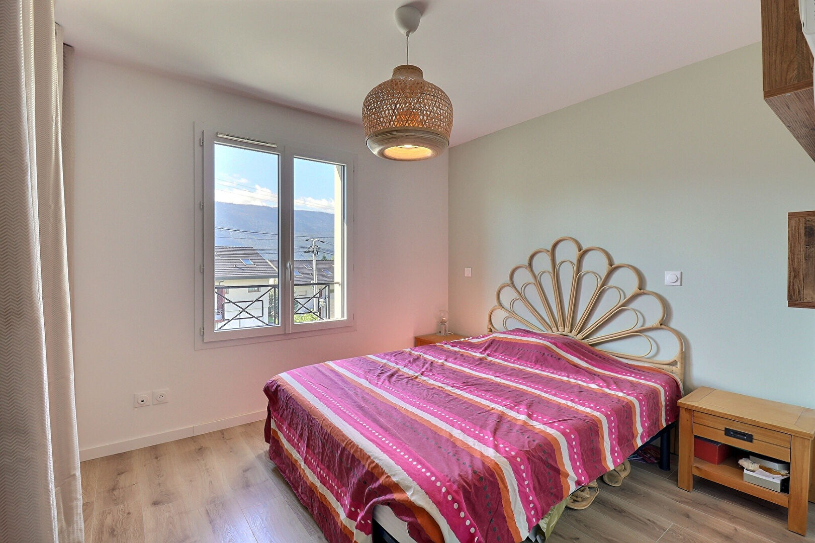 Maison 6 pièces de 138.71 m² à Sonnaz (73000) - référence 543