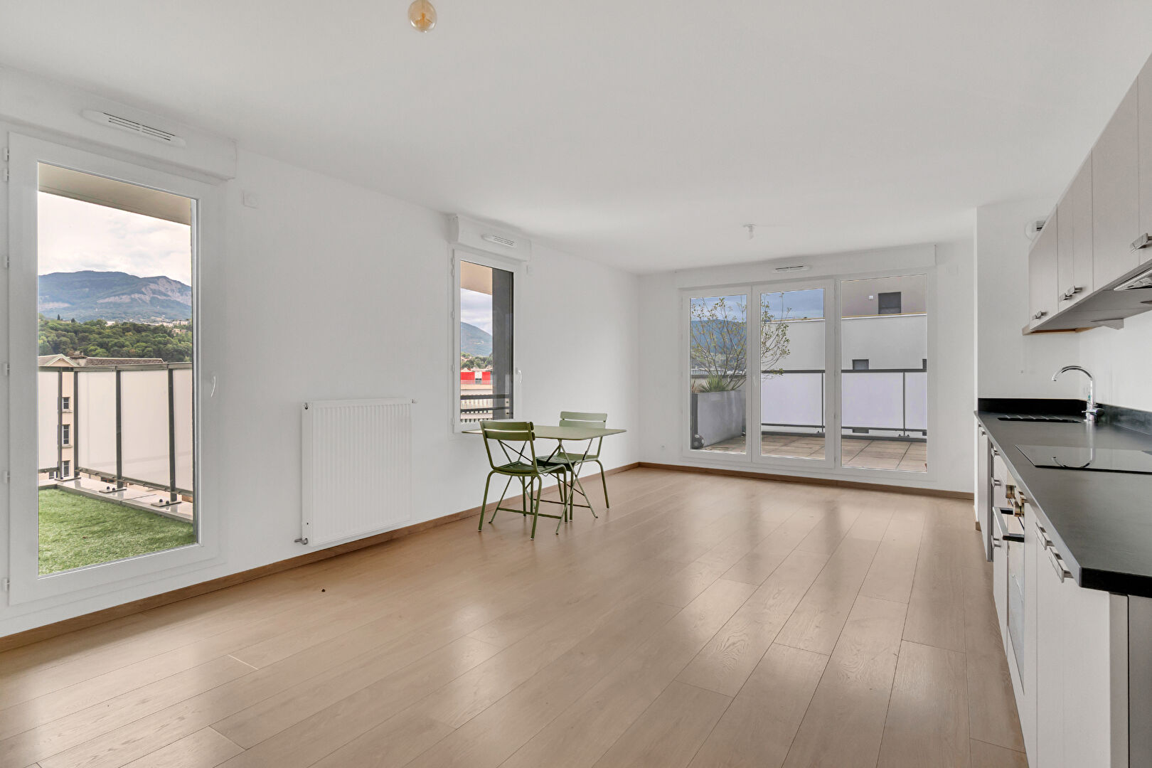 Appartement 4 pièces de 86.02 m² à Chambery (73000) - référence 885