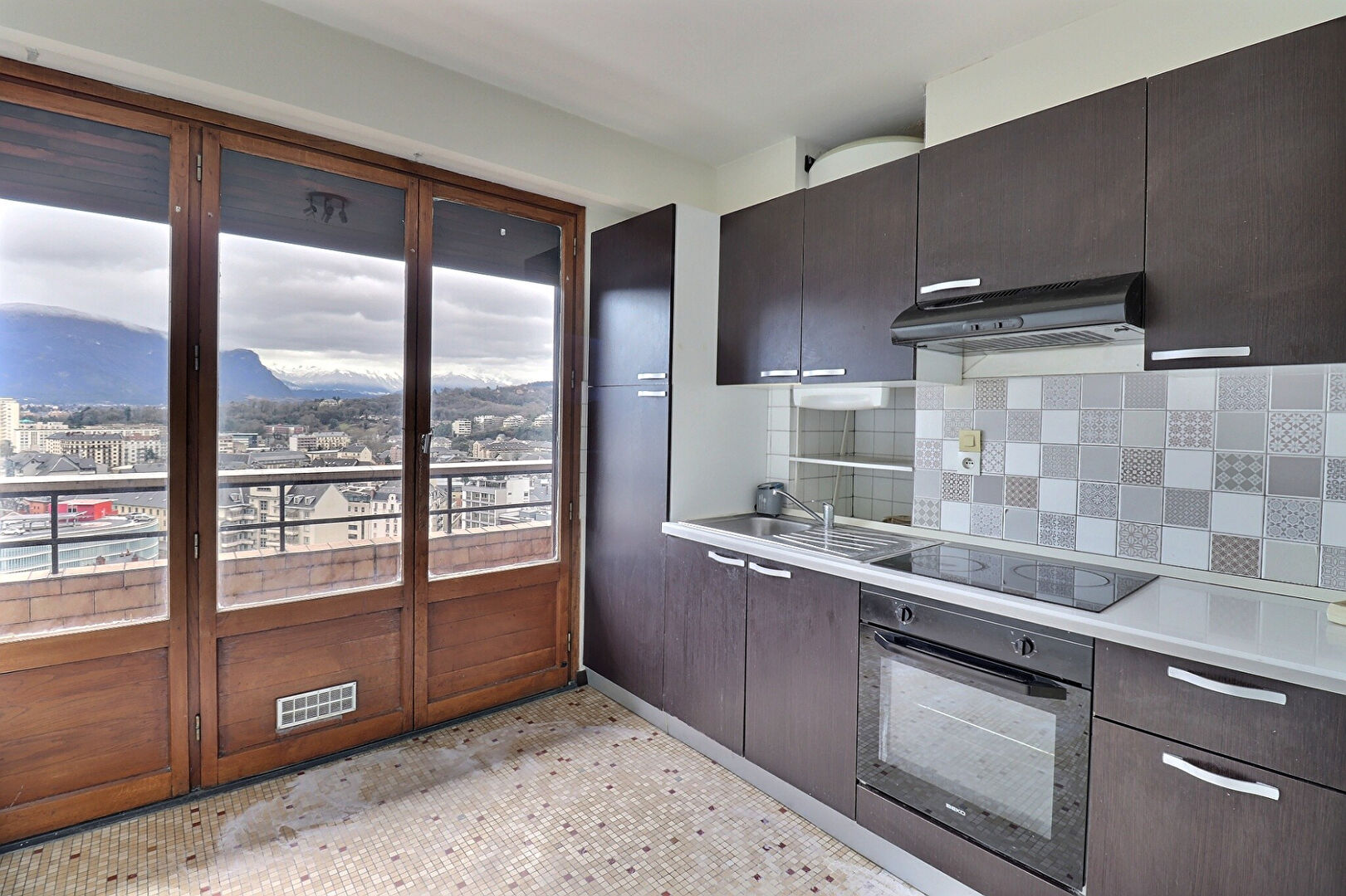 Appartement 2 pièces de 46.6 m² à Chambery (73000) - référence 1016