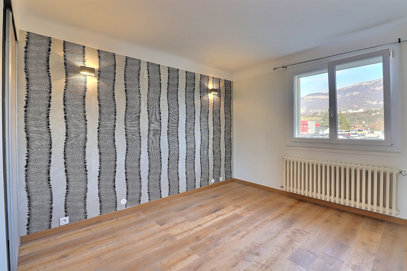Maison 7 pièces de 153.45 m² à Chambery (73000) - référence 1040