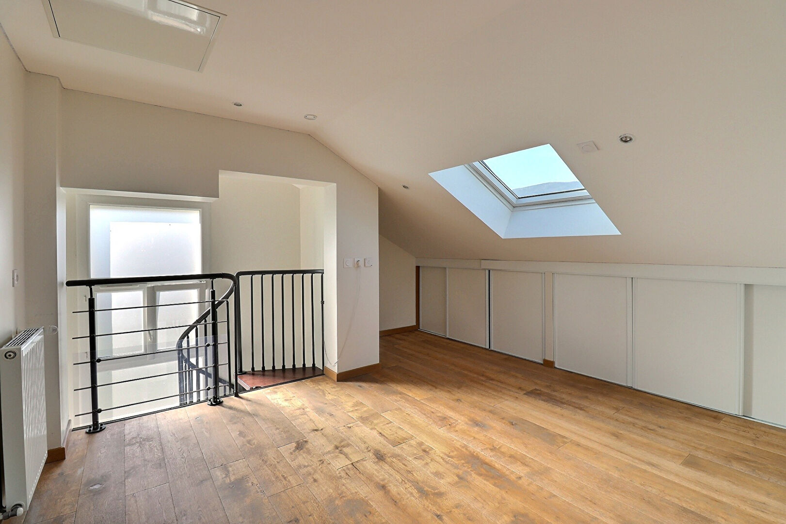 Maison 7 pièces de 153.45 m² à Chambery (73000) - référence 1040