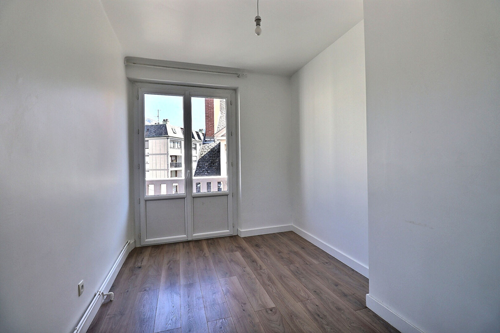 Appartement 3 pièces de 71 m² à Chambery (73000) - référence 1070