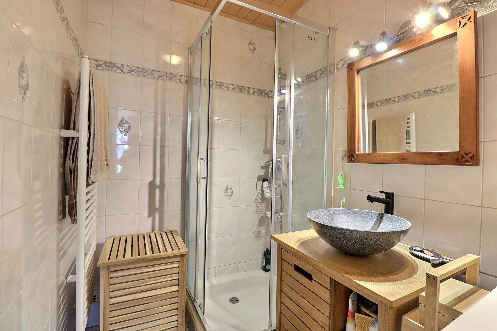 Appartement 6 pièces de 133.53 m² à Chambery (73000) - référence 1074