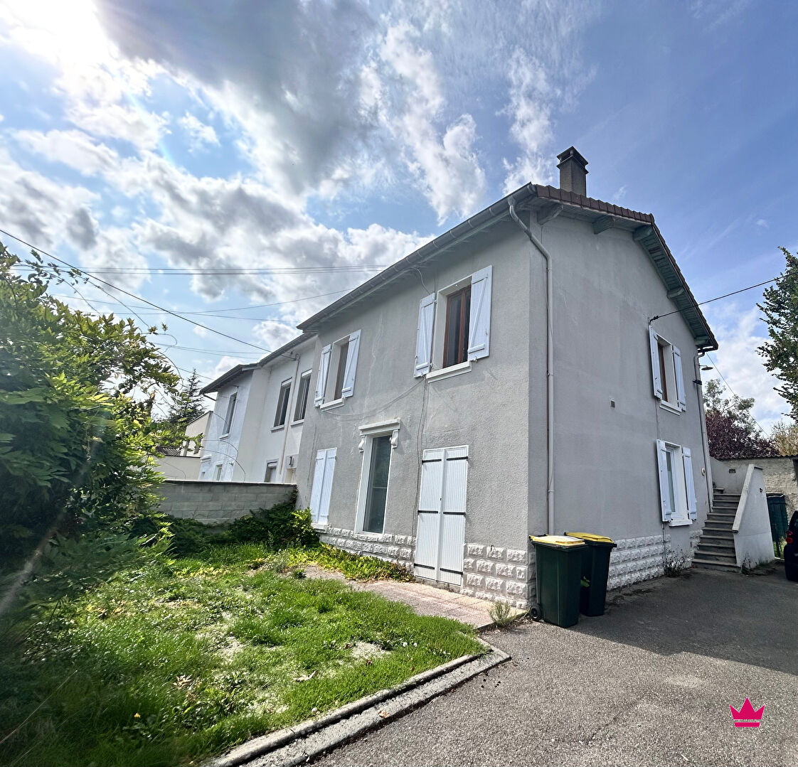 Appartement 3 pices JONAGE proche du centre