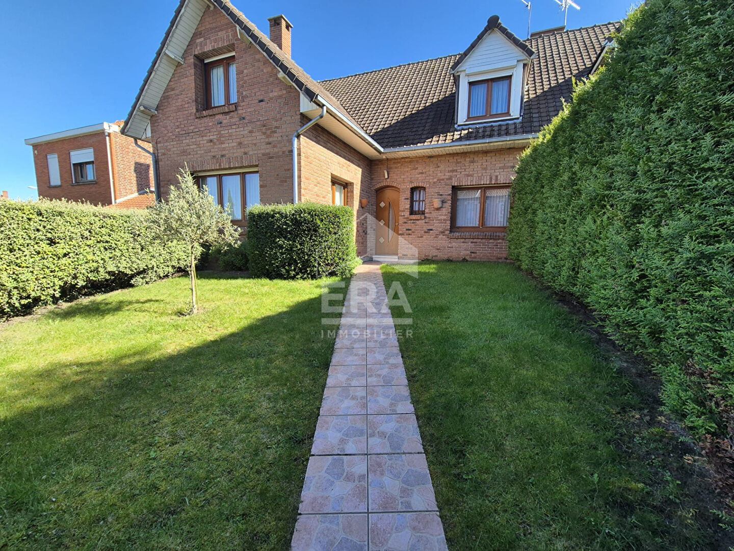 Maison 7 pièces 150 m² · à Carvin · 150 m² · 319 900 €