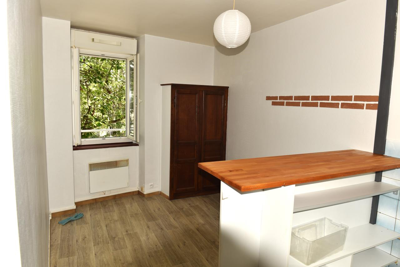 Immeuble de rapport, 178m², Clermont-Fd, Palais de justice.