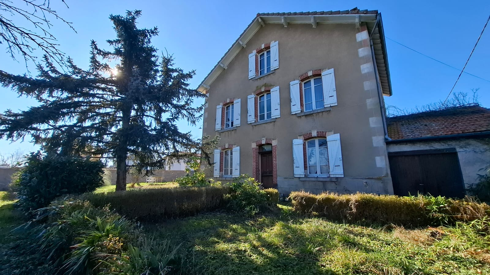 Maison Crevant Laveine 8 pièce(s) 131 m2
