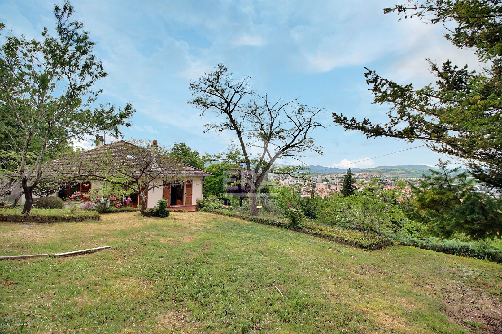 Maison 6 pièces 170 m² · à Cournon-d'Auvergne · 170 m² · 420 000 €