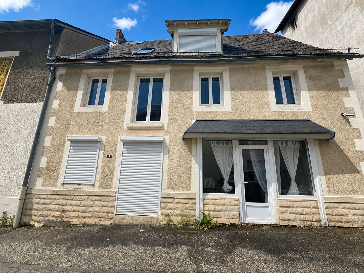 Maison 6 pièces 150 m² · à Messeix · 150 m² · 103 455 €