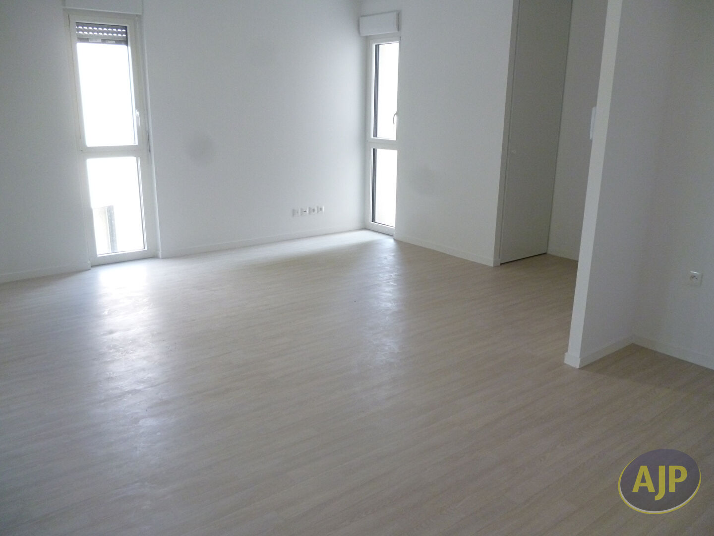 Bien immobilier - photo 2
