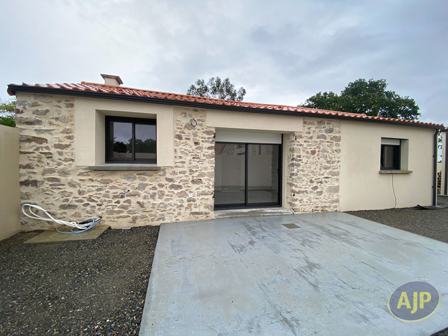 Bien immobilier - photo 2