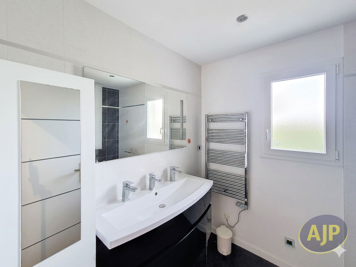 Bien immobilier - photo 24