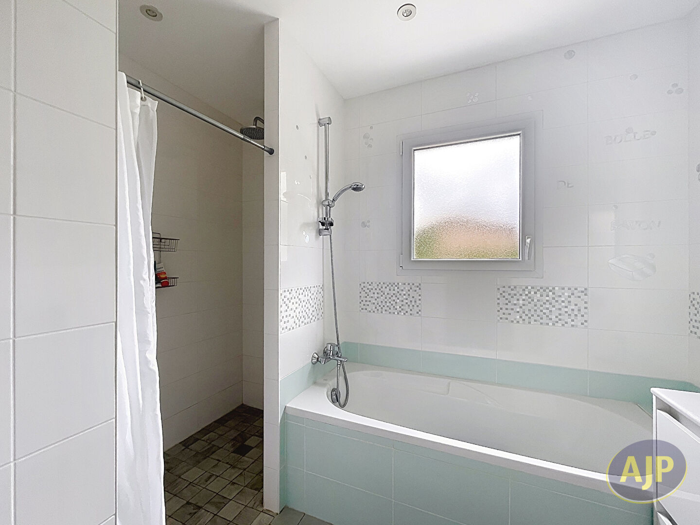 Bien immobilier - photo 19