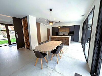 Splendide Maison Neuve