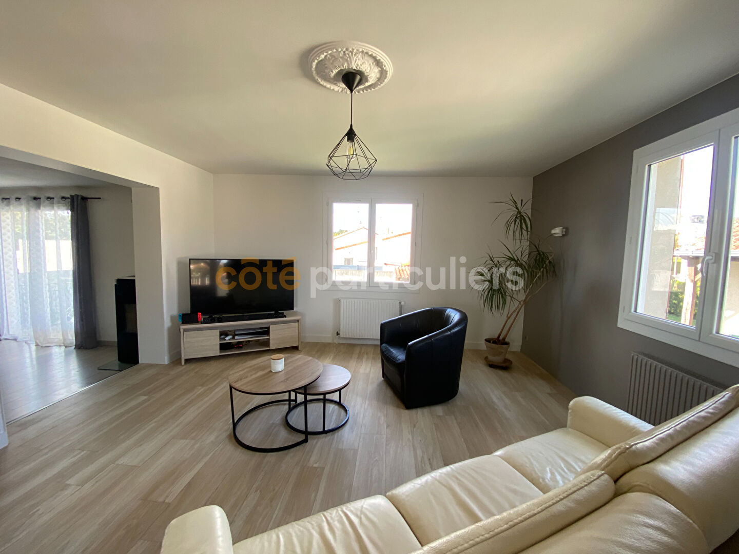 MAISON FAMILIALE 4 CHAMBRES AVEC PISCINE À SAINT-LAURENT-SUR-SÈVRE