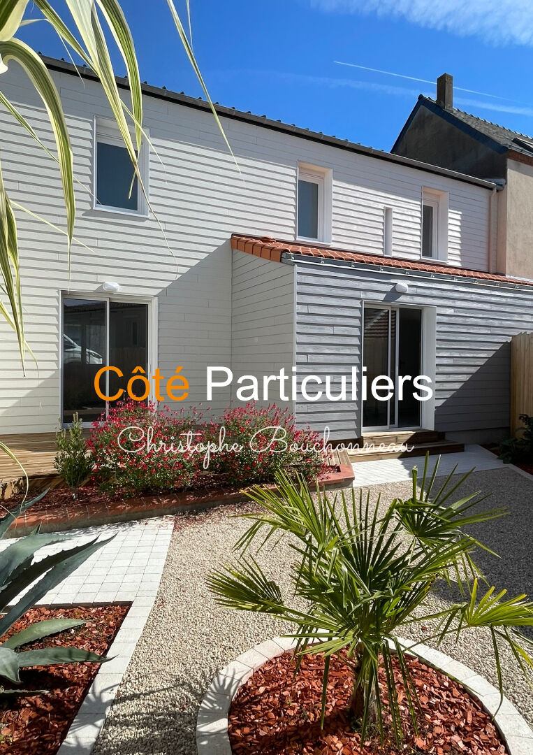 MAISON REFAITE A NEUF 3 CH 1 BUREAU AVEC GARAGE