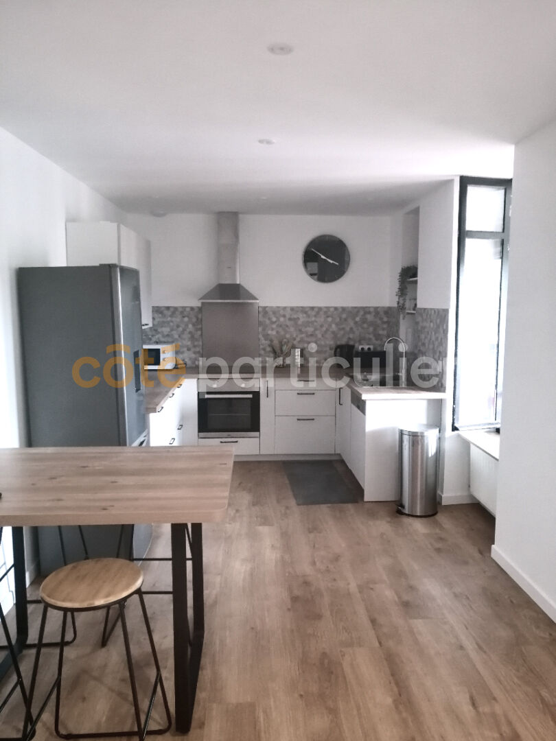 CHAMBRES DISPONIBLES EN COLOCATION - MAISON DE BOURG ENTIÈREMENT RÉNOVÉE