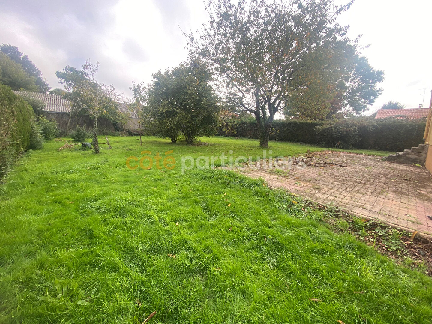 À VENDRE EN EXCLUSIVITE - MAISON AVEC SOUS-SOL TOTAL À SAINT-AMAND-SUR-SÈVRE