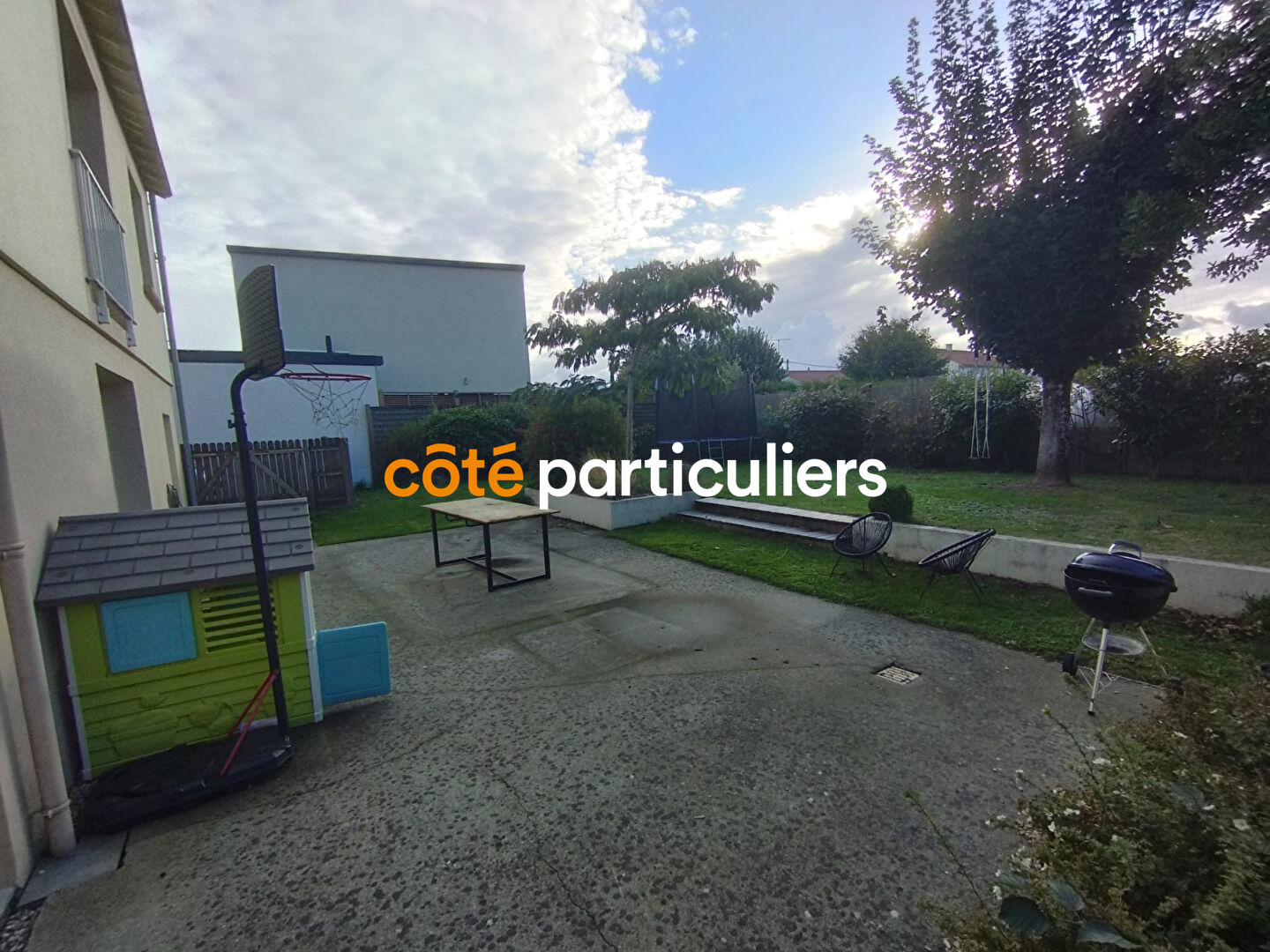 MAISON FAMILIALE 7 PIÈCES, 143 M² , LES HERBIERS (85500)