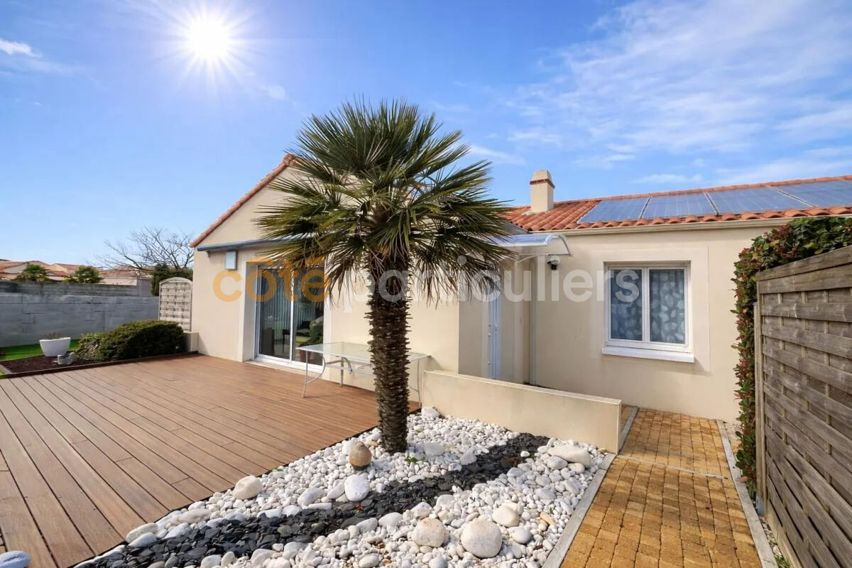 MAISON LE FENOUILLER 5 PIÈCE(S) 105 M2