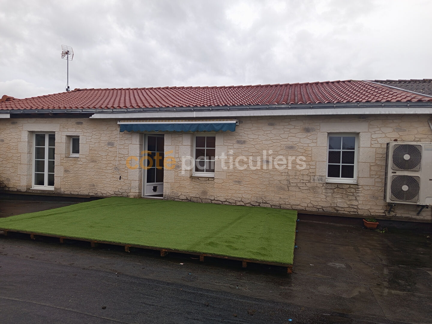 APPARTEMENT LE MAY SUR EVRE 5 PIÈCE(S) 150 M2