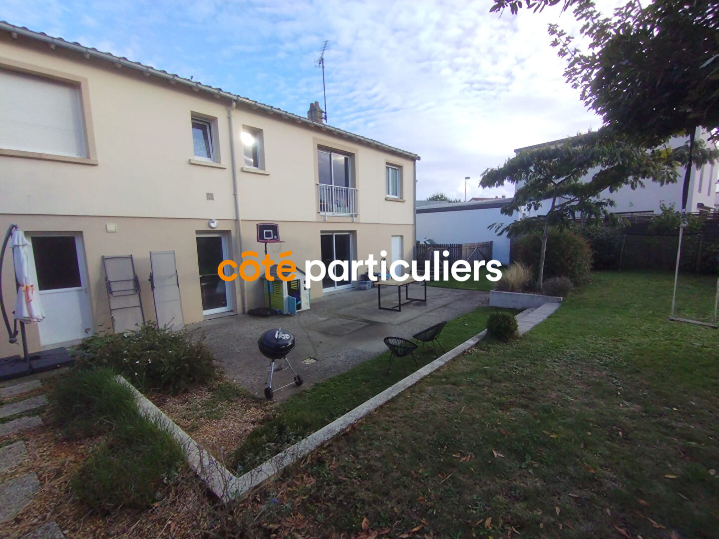MAISON FAMILIALE 7 PIÈCES, 143 M² , LES HERBIERS (85500)
