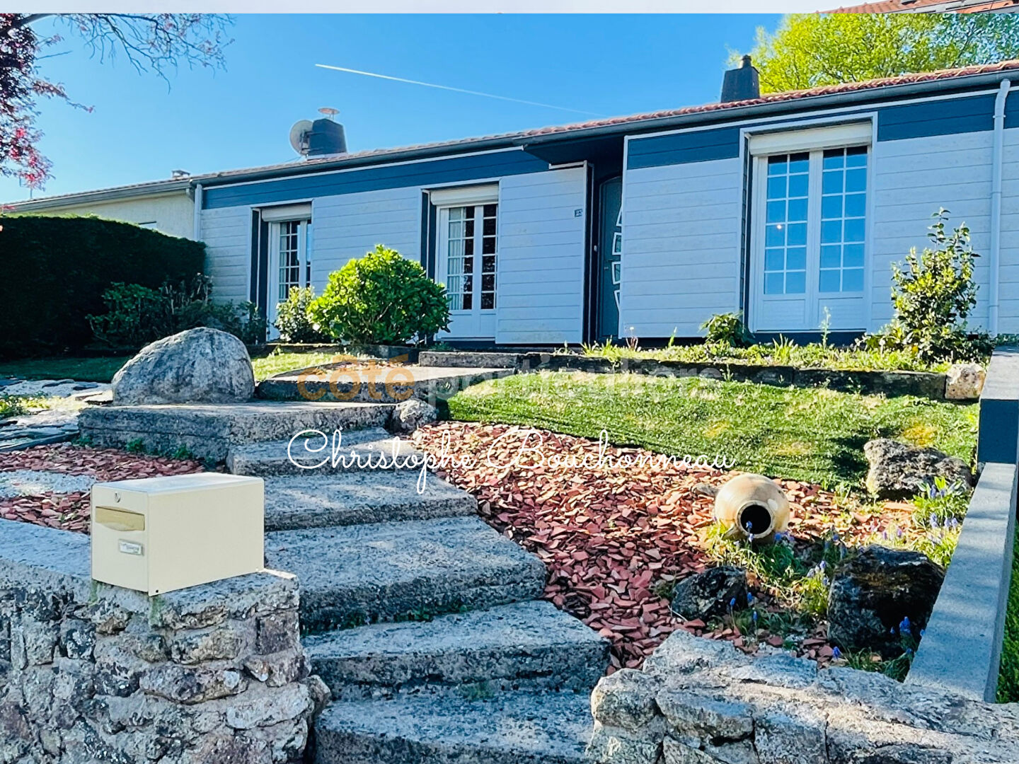 MAISON CHOLET 5 PIÈCE(S) 117 M2