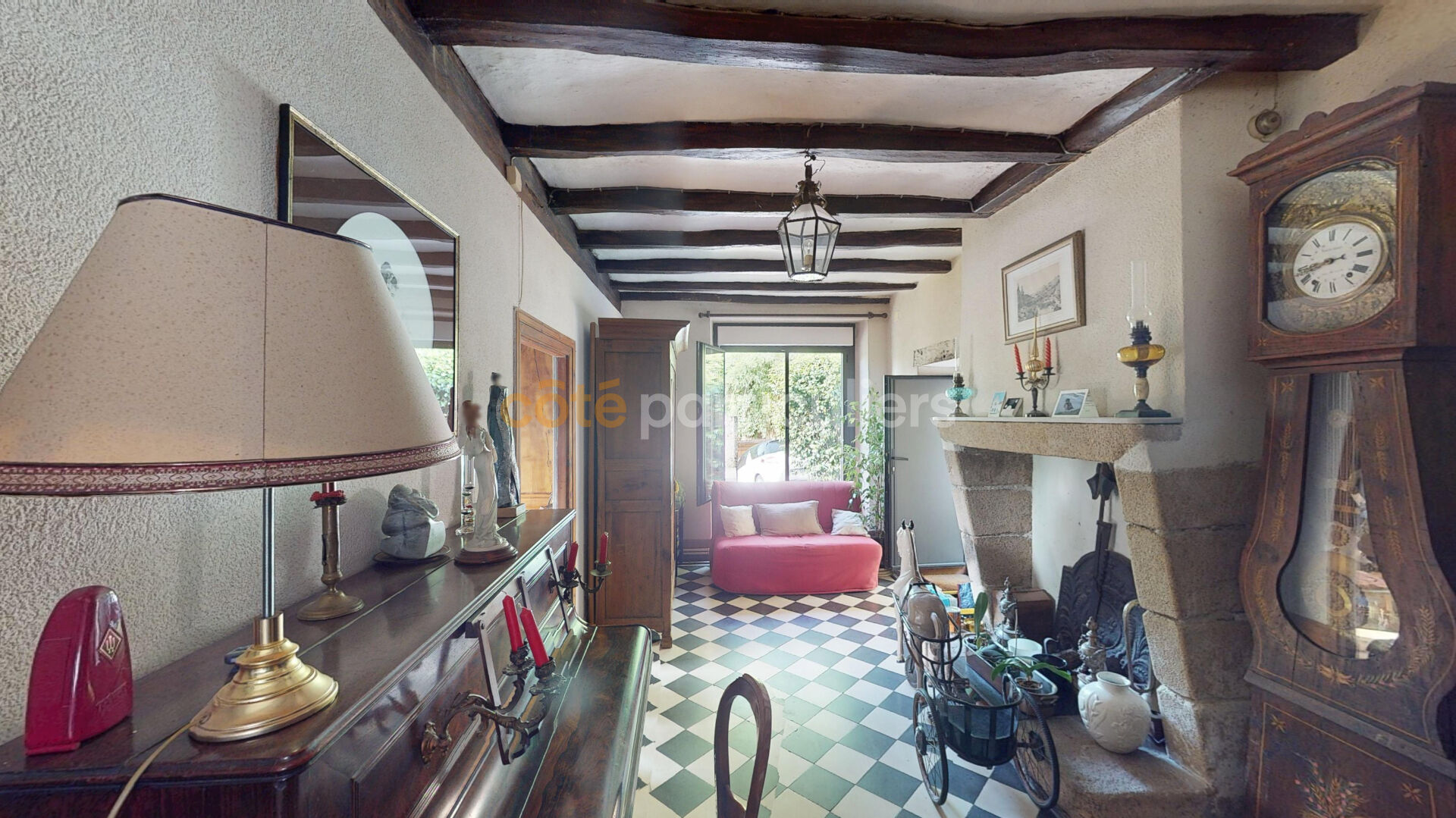 MAISON MORTAGNE SUR SEVRE 7 PIÈCE(S) 198 M2