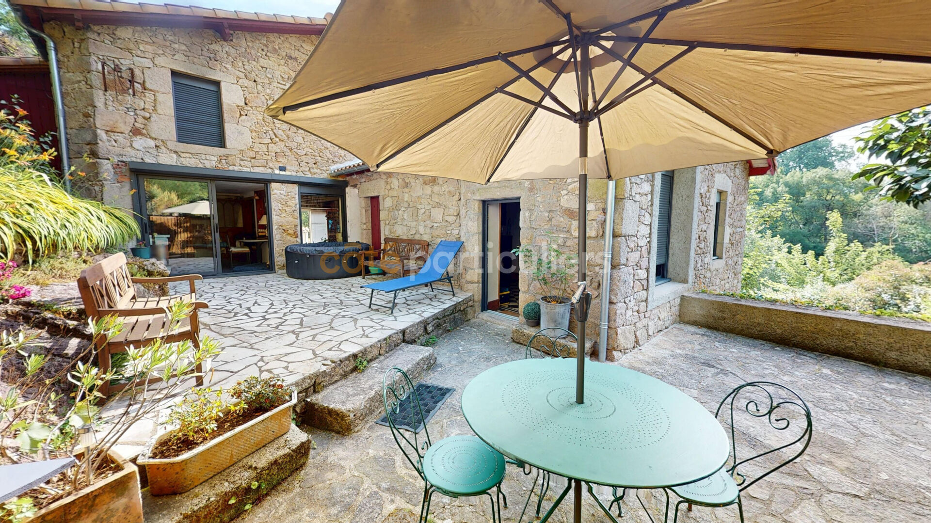 MORTAGNE-SUR-SÈVRE - MAISON EN PIERRE 198 M² - 4 CHAMBRES - ESPACE INDÉPENDANT - BORDS DE SÈVRE