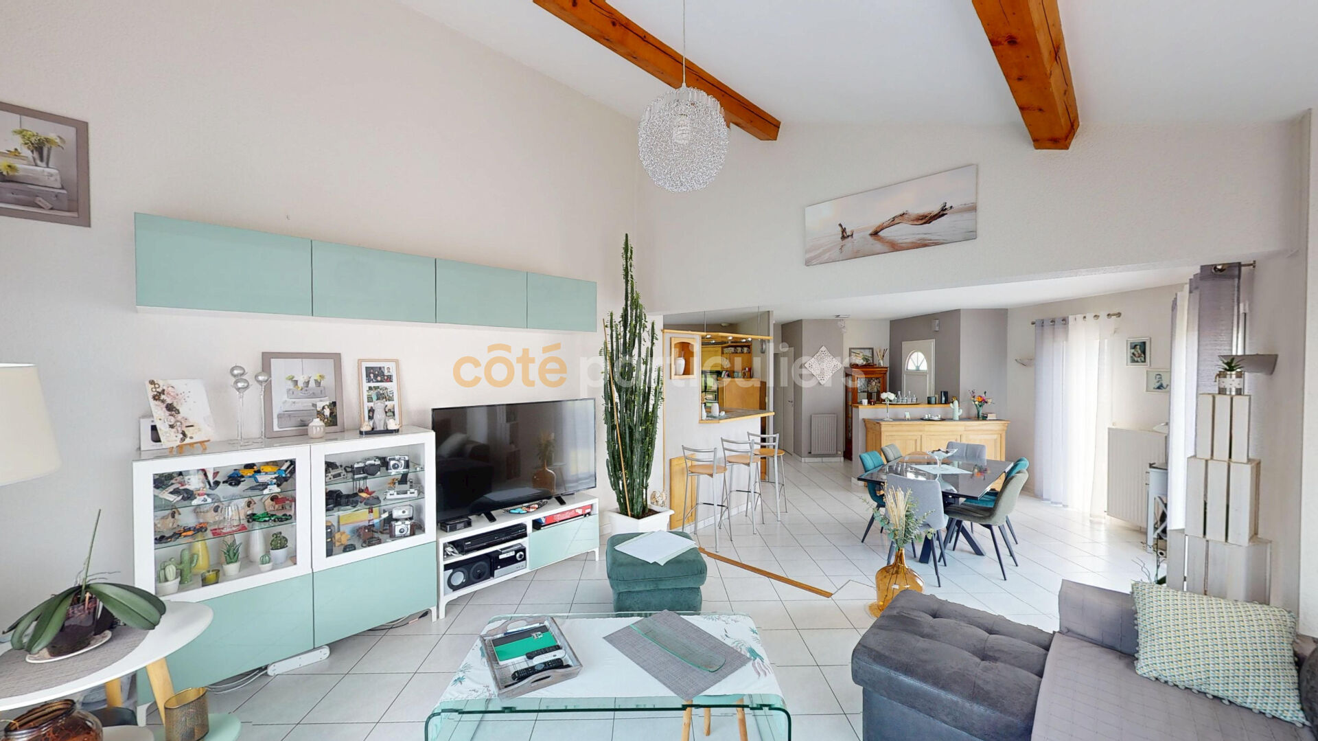 RARE SUR LE SECTEUR : SUPERBE PLAIN-PIED AUX BEAUX VOLUMES ET PRESTATIONS DE QUALITÉ